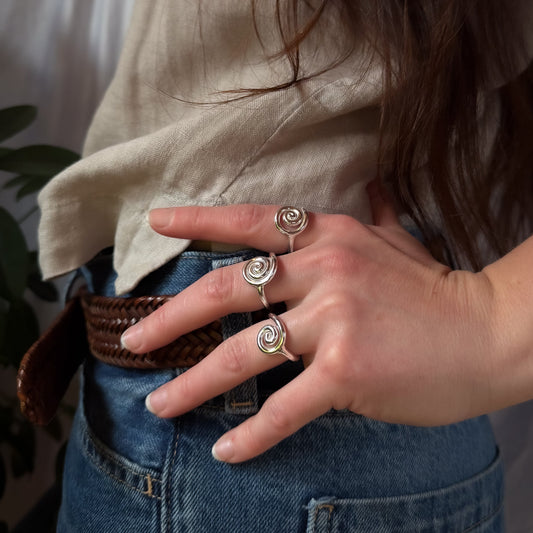 Solitaire Spiral Rings