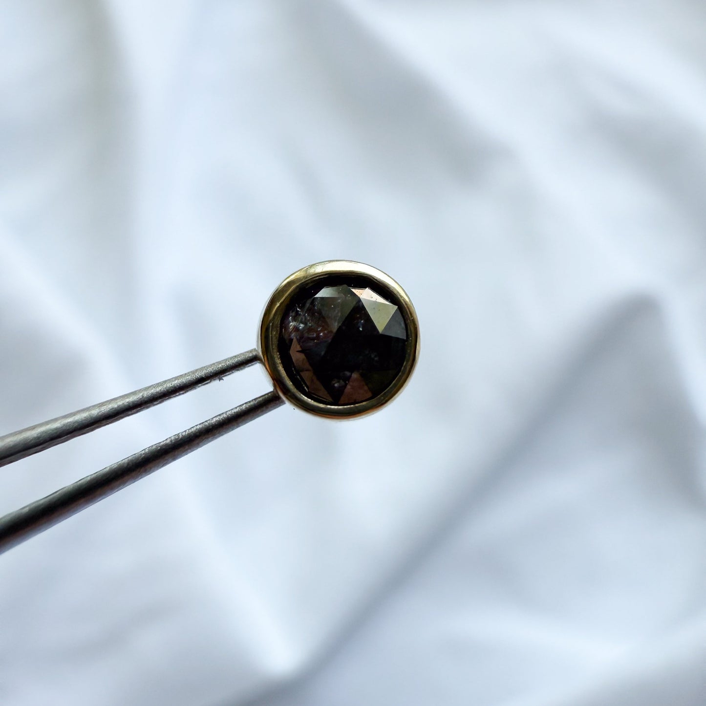 10k Gold 4mm Dark Grey Diamond Flat Back Earring